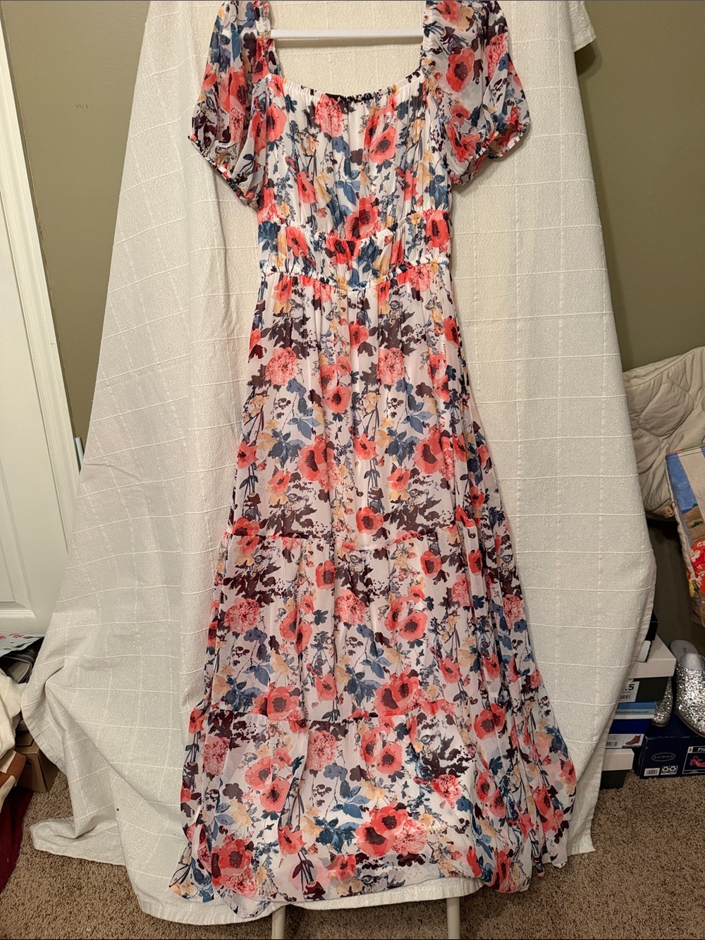 Floral Pink Maxi Dress with Puff Sleeves
